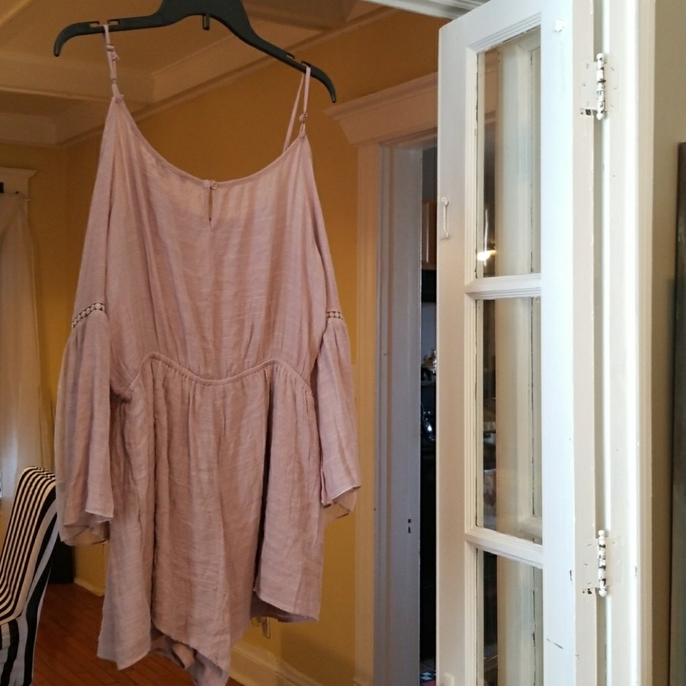 Romper - Picture 2 of 3